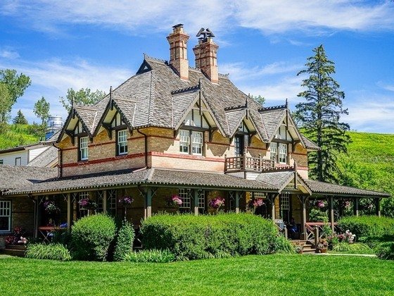Navigating Historic Home Purchases: Essential Insights